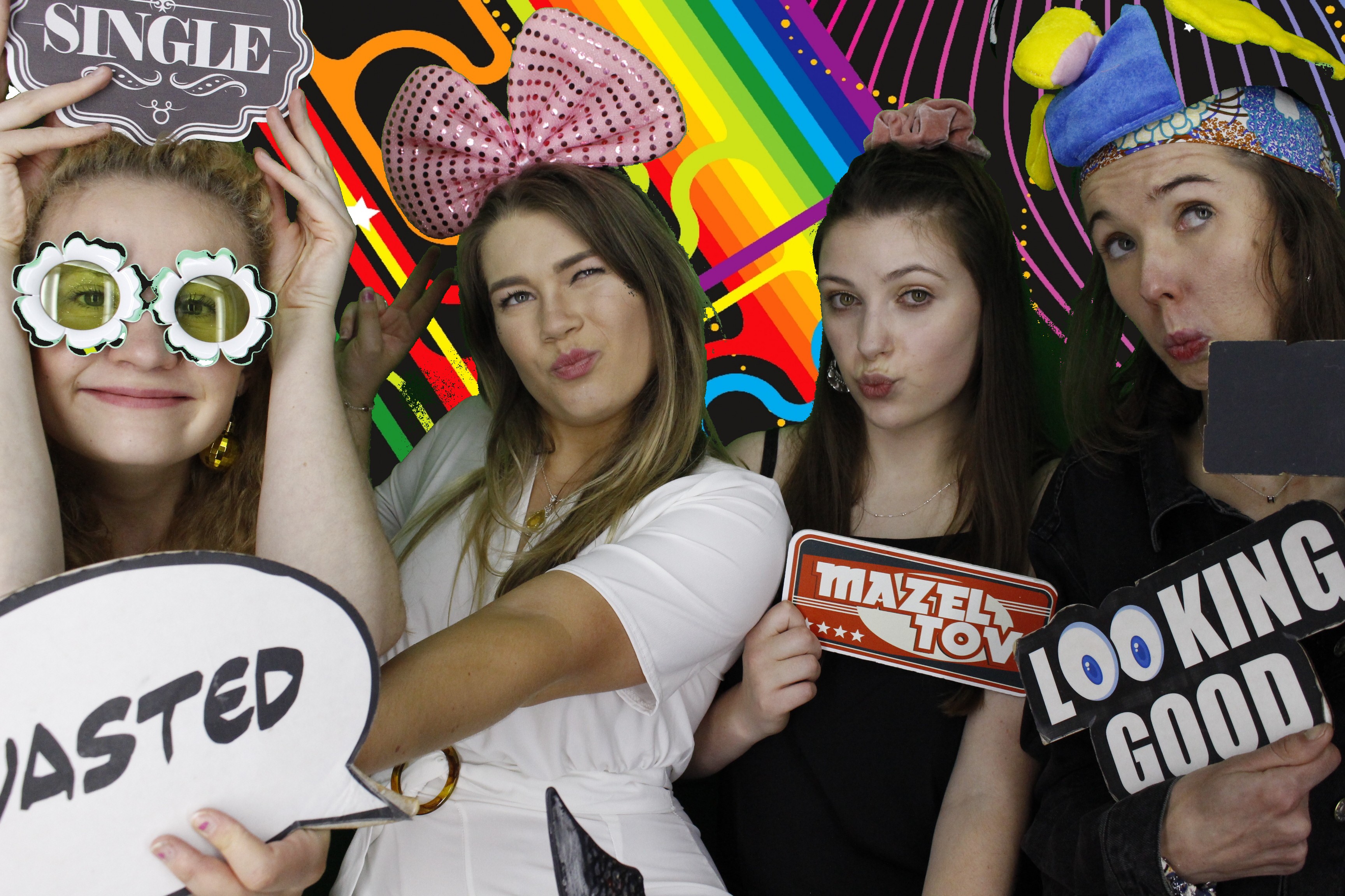 Debbies 21st birthday party | View more photos from the event at gallery.myphotoboothexperience.co.uk/u/MyPhotoBoothExperienceLtd/Debbies-21st-birthday-party